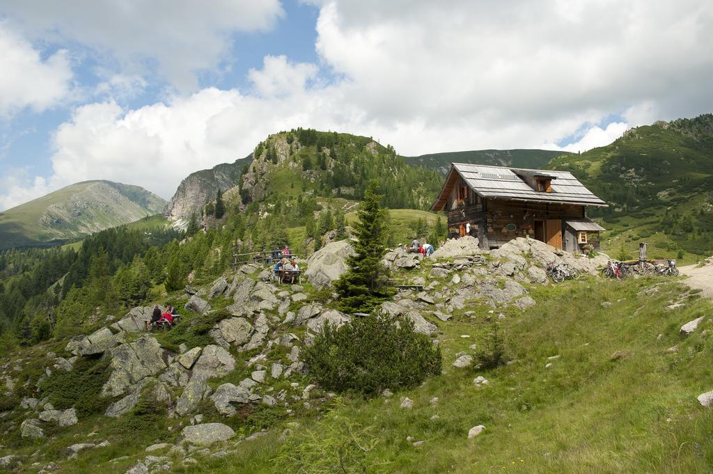 Ferienhaeuser Troester Bad Kleinkirchheim Exterior photo